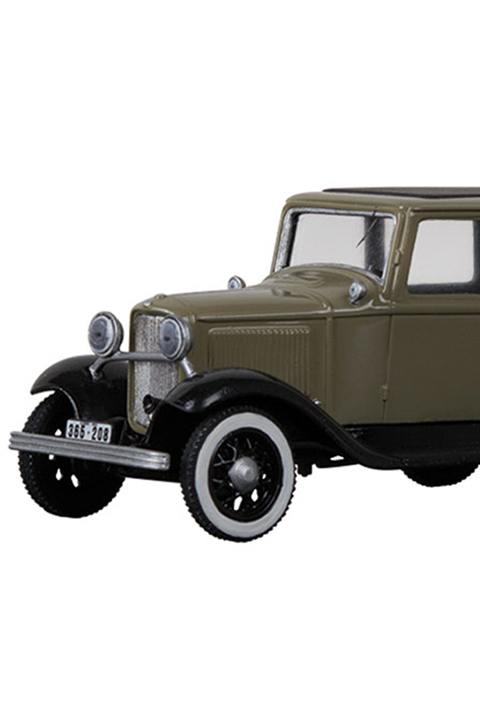 1932 Ford V-8