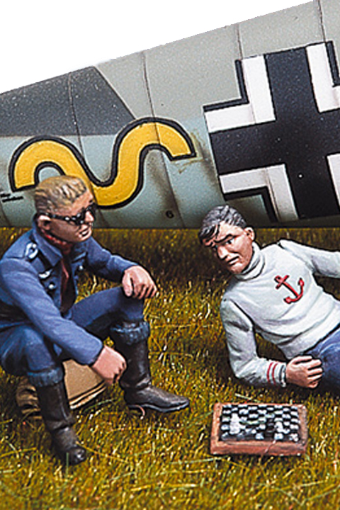 Pilotos alemanes jugando al ajedrez